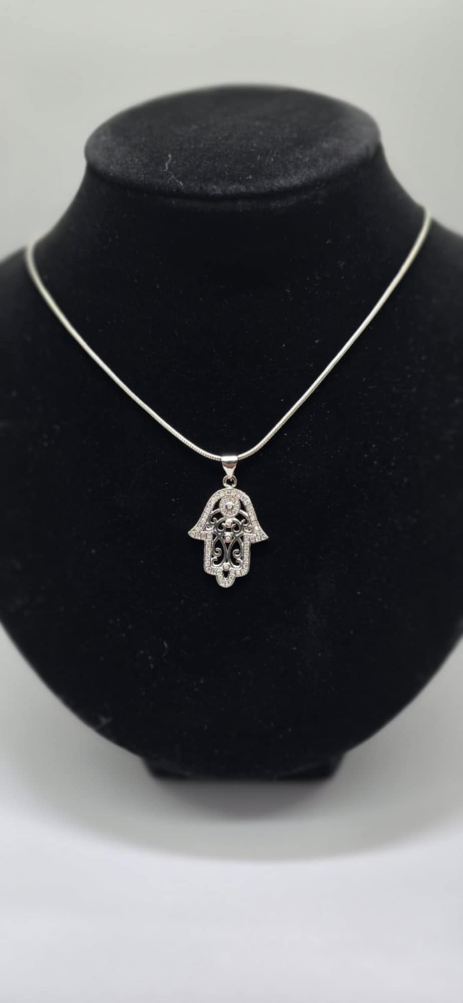 Hamsa Necklace (Silver plated)