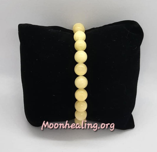 Yellow Jade Crystal Bracelet for Self-Confidence, Courage, and Abundance.